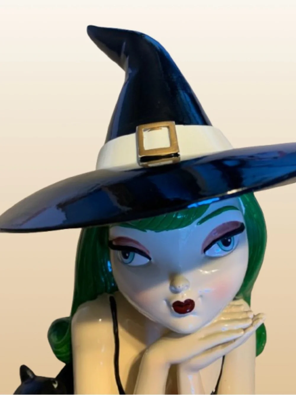NWT. BELLA LUX 24” Viral Witch With Cat